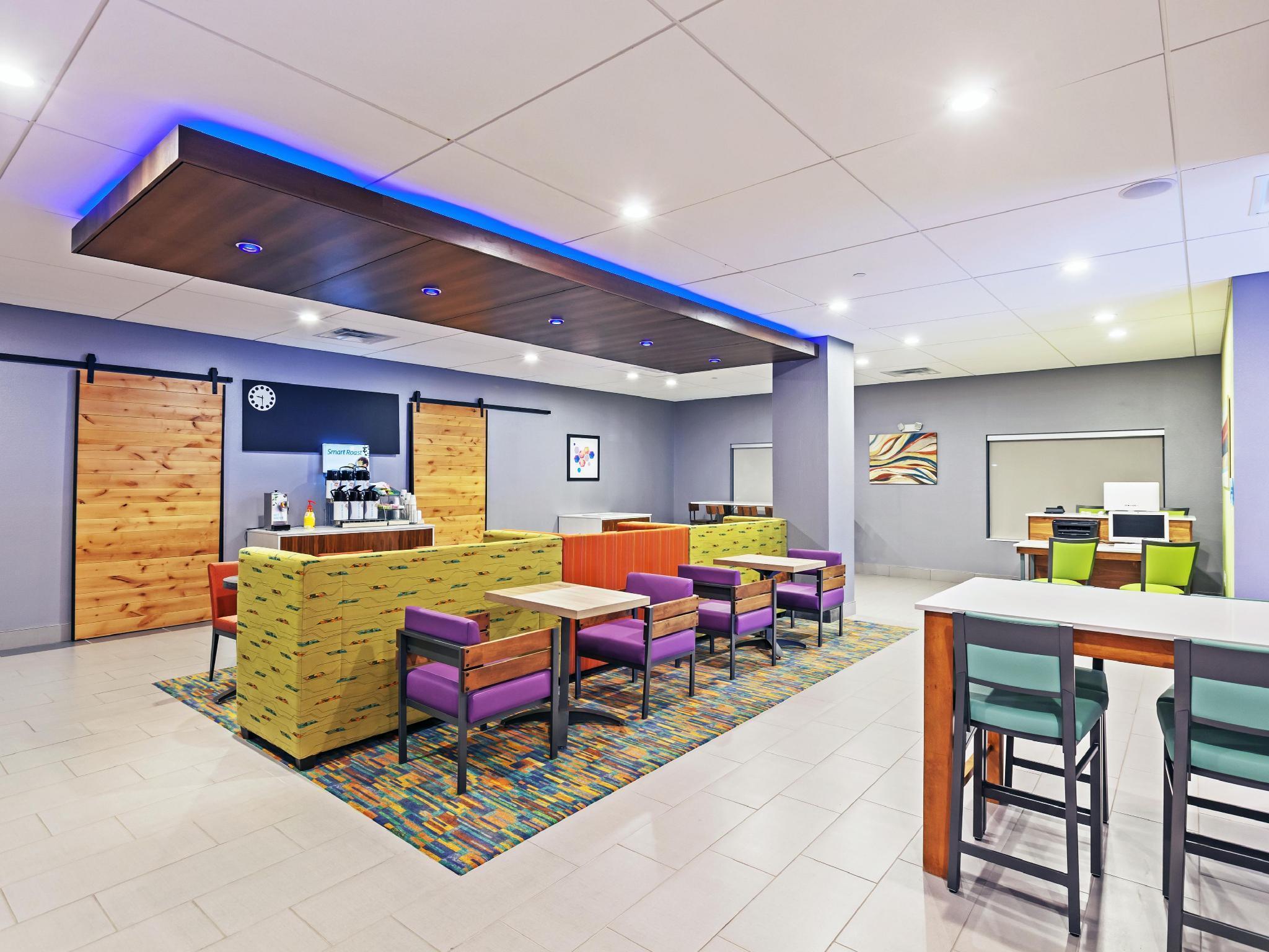 Holiday Inn Express & Suites Perryton By Ihg Lord Exteriér fotografie
